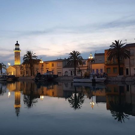 Jolies Studios Avec Piscines Et Parking Prive 800M De La Plage Le Grau Du Roi 外观 照片